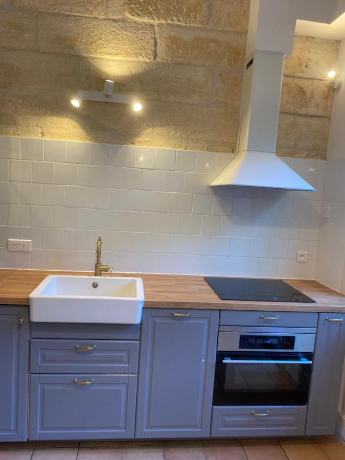 Duplex De Charme Daire Villeneuve-lès-Avignon Dış mekan fotoğraf