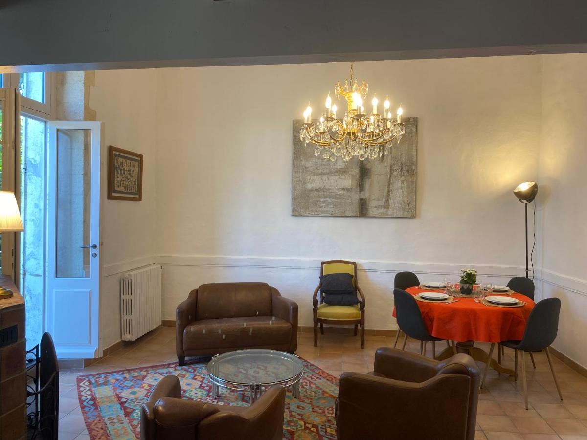 Duplex De Charme Daire Villeneuve-lès-Avignon Dış mekan fotoğraf